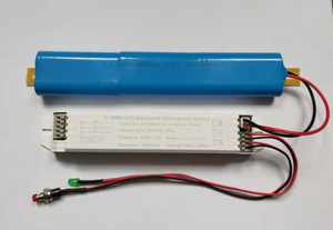 طقم سائق بطارية الطوارئ لمصابيح LED 3-30W سطوع 100٪