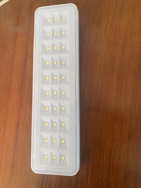 30 جهاز كمبيوتر شخصى LED ضوء الطوارئ التخييم القابلة لإعادة الشحن