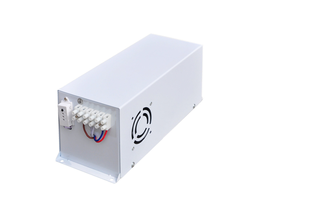 سائق طوارئ مع بطارية لمصباح LED 200 واط كحد أقصى