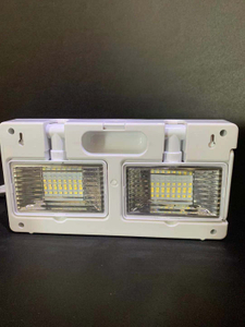 مصباح طوارئ متعدد الوظائف قابل لإعادة الشحن بإضاءة LED