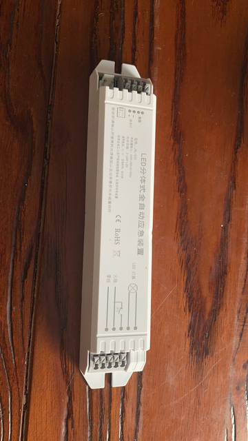 طقم سائق بطارية الطوارئ لمصابيح LED 3-30W سطوع 100٪