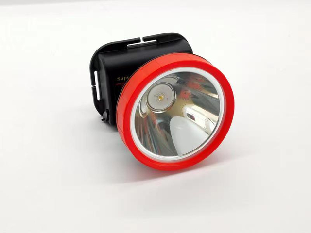 قابلة للشحن LED المياه والدليل على صناعة التعدين رئيس مصباح