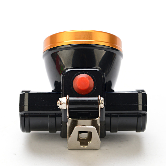 مصباح LED شعاع قوي قابل لإعادة الشحن مثبت على خوذة بدون حزام